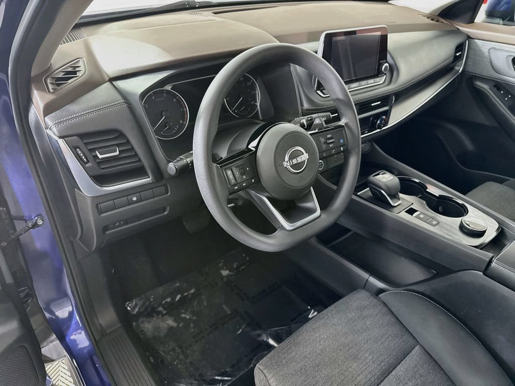 Certified 2023 Nissan Rogue SV AWD/4WD image 17