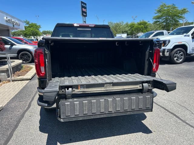 Used 2023 GMC Sierra 1500 SLT w/ SLT Premium Plus Package AWD/4WD image 35