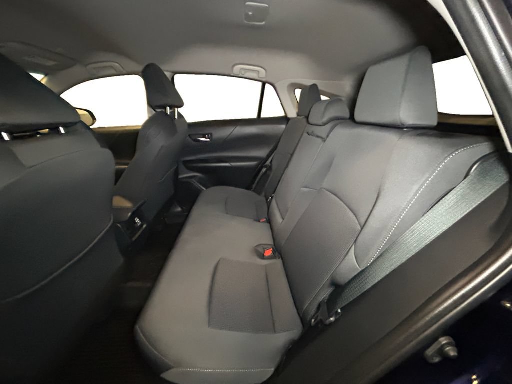 Used 2024 Toyota Venza LE AWD/4WD image 13