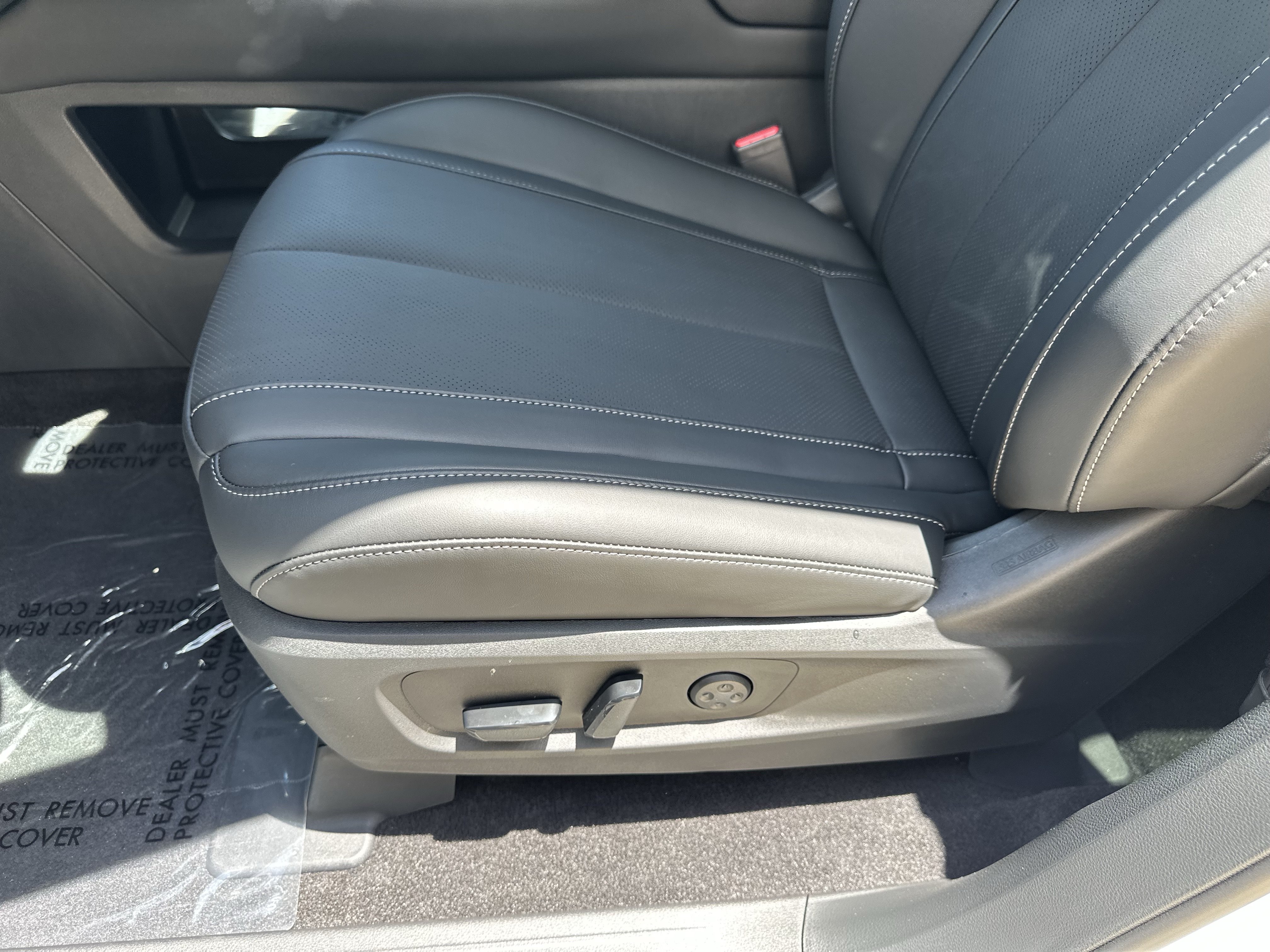 New 2027 INFINITI QX60 Sport w/ Dark Cargo Package AWD/4WD image 17