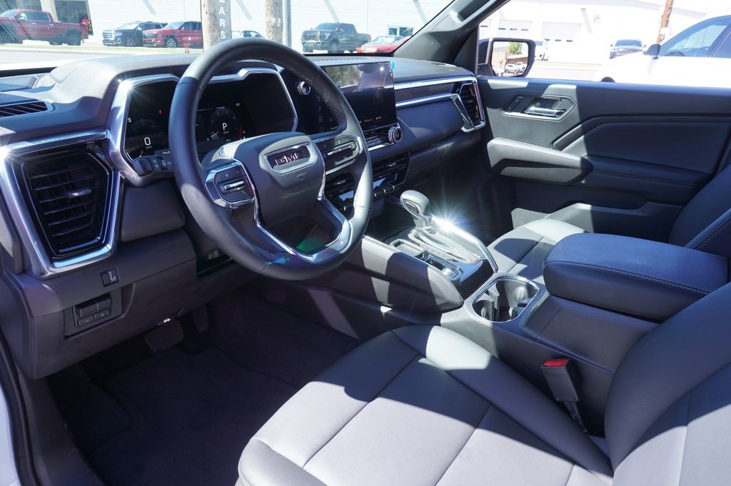 Certified 2024 GMC Canyon Elevation w/ Elevation Premium Package image 17