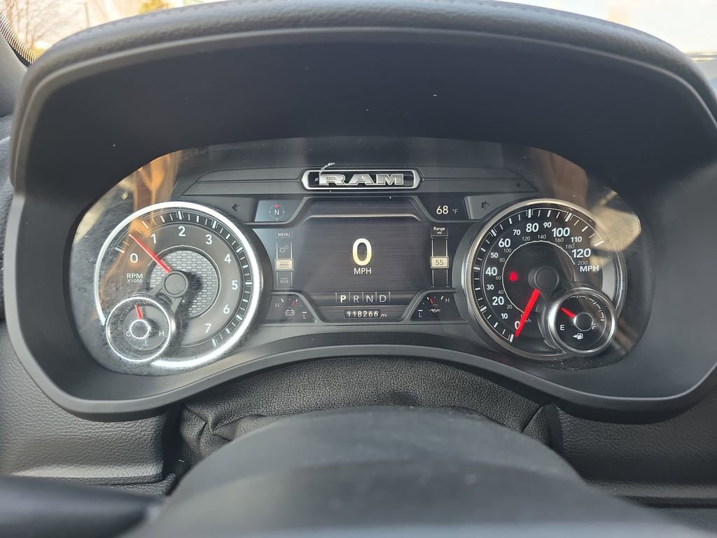 Used 2019 RAM 1500 Laramie w/ Sport Appearance Package image 19