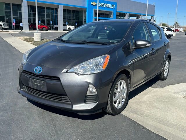 Used 2014 Toyota Prius C Three image 29