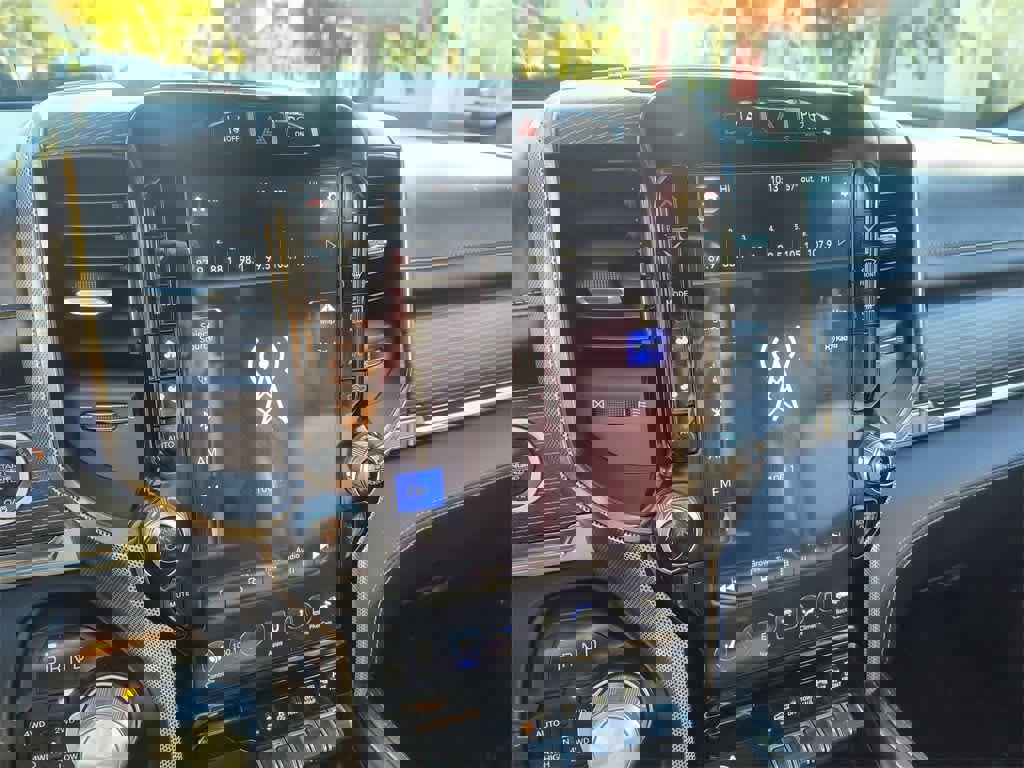 Used 2020 RAM 1500 Limited image 16