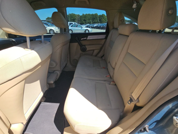Used 2011 Honda CR-V LX image 9