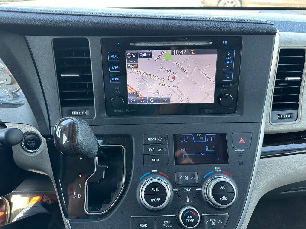 Used 2015 Toyota Sienna XLE w/ XLE Navigation Package image 13