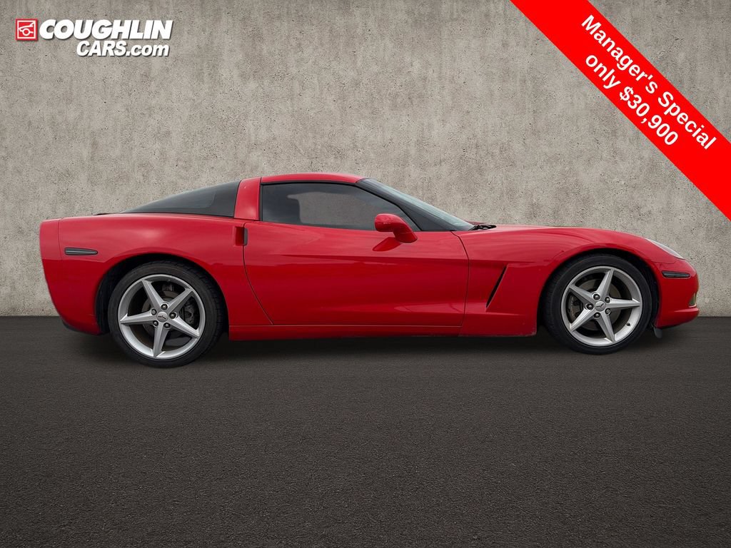 Used 2012 Chevrolet Corvette Coupe w/ 2LT Preferred Equipment Group RWD image 9