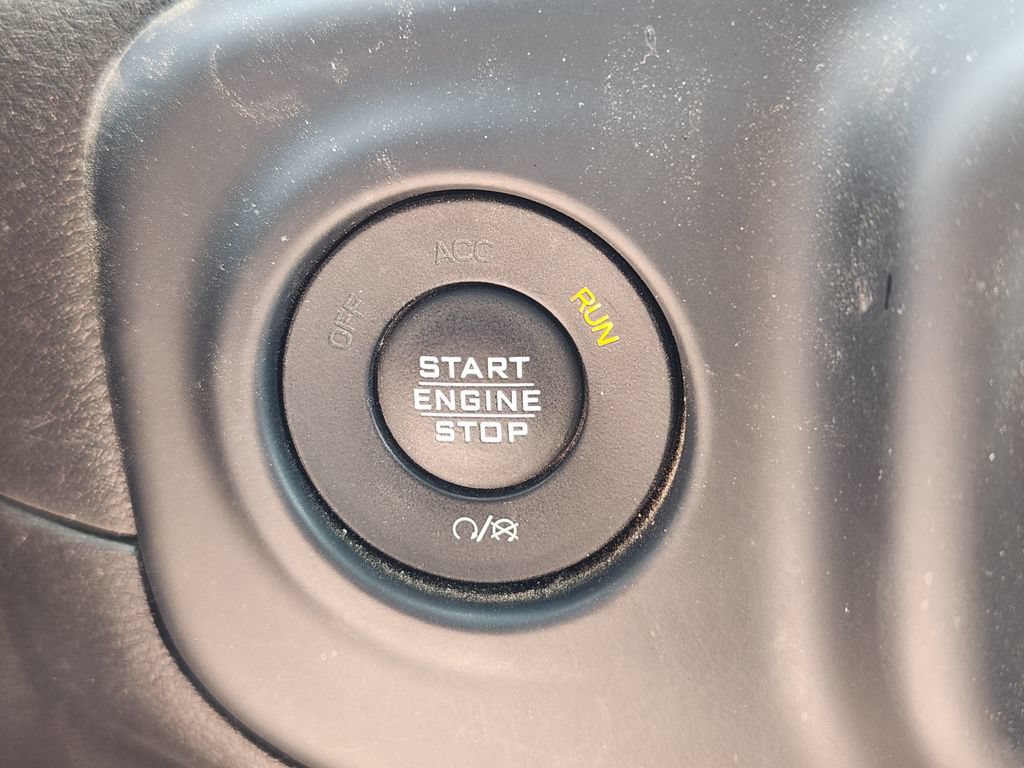 Used 2019 Jeep Wrangler Unlimited Sport AWD/4WD image 27