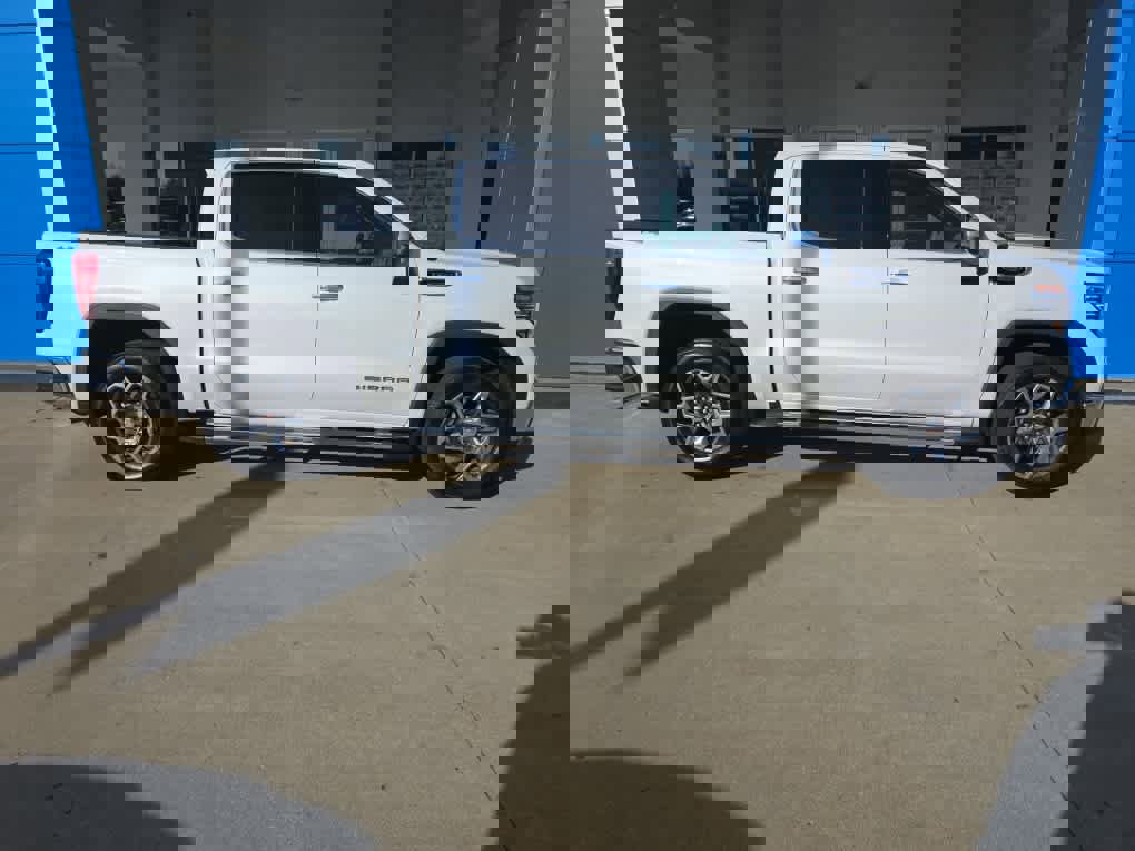 Used 2025 GMC Sierra 1500 SLT w/ SLT Premium Package image 1