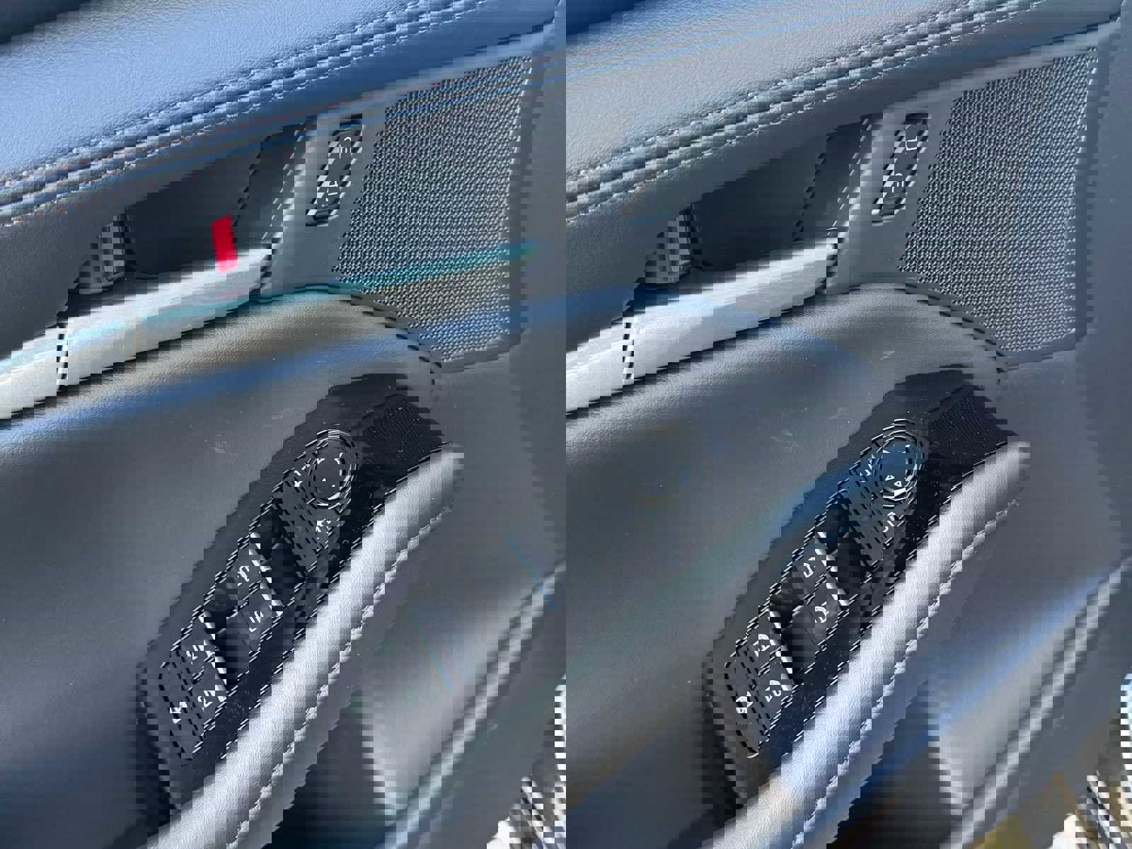 New 2026 MAZDA MAZDA3 2.5 S Sedan w/ Preferred Pkg image 6