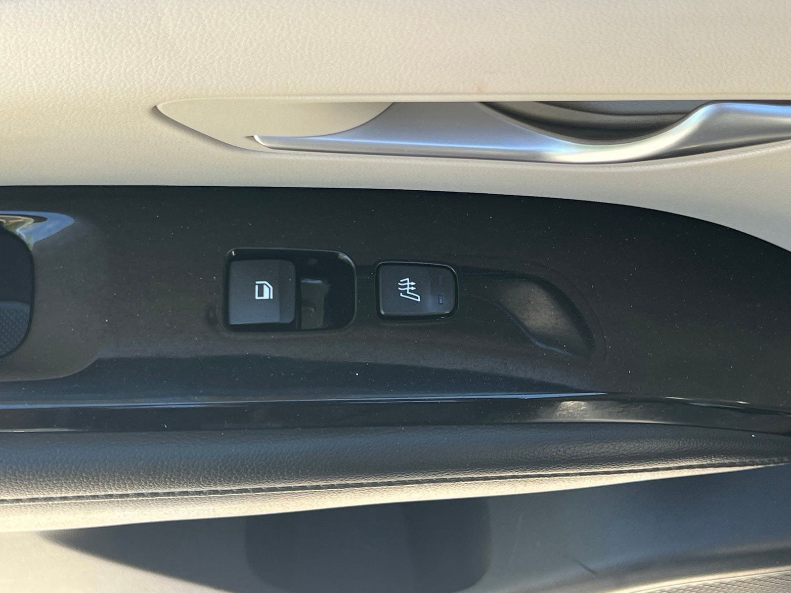 Used 2023 Hyundai Tucson Limited AWD/4WD image 18