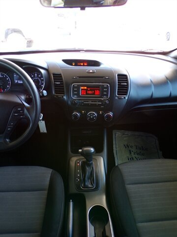 Used 2016 Kia Forte LX FWD image 33