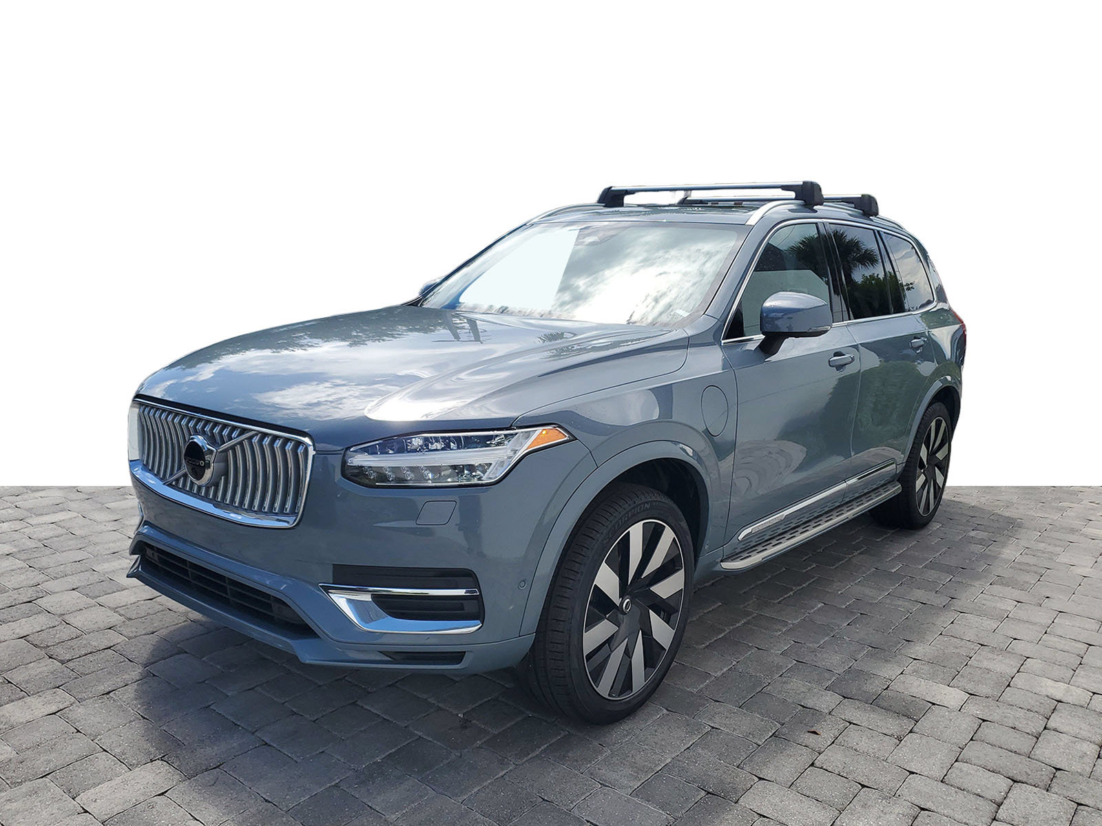 Used 2023 Volvo XC90 T8 Ultimate AWD/4WD image 3