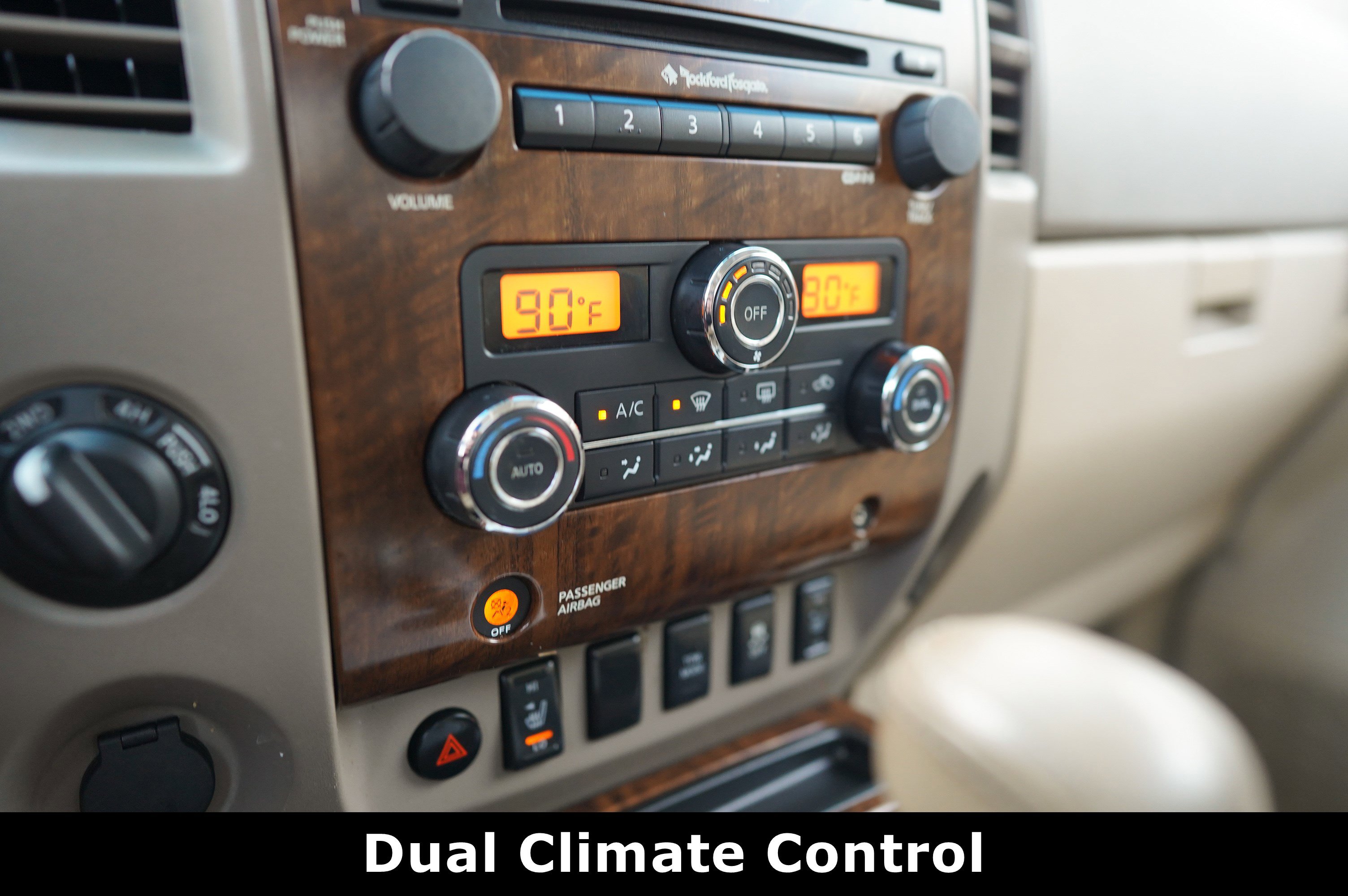 Used 2012 Nissan Titan SL image 7