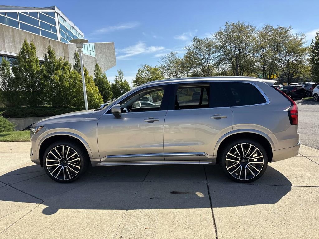 New 2026 Volvo XC90 B6 Plus w/ Protection Package Premier image 4
