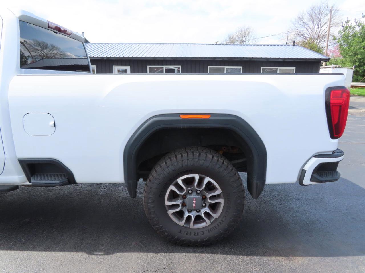 Used 2022 GMC Sierra 2500 AT4 w/ Gooseneck/5TH Wheel Package AWD/4WD image 16
