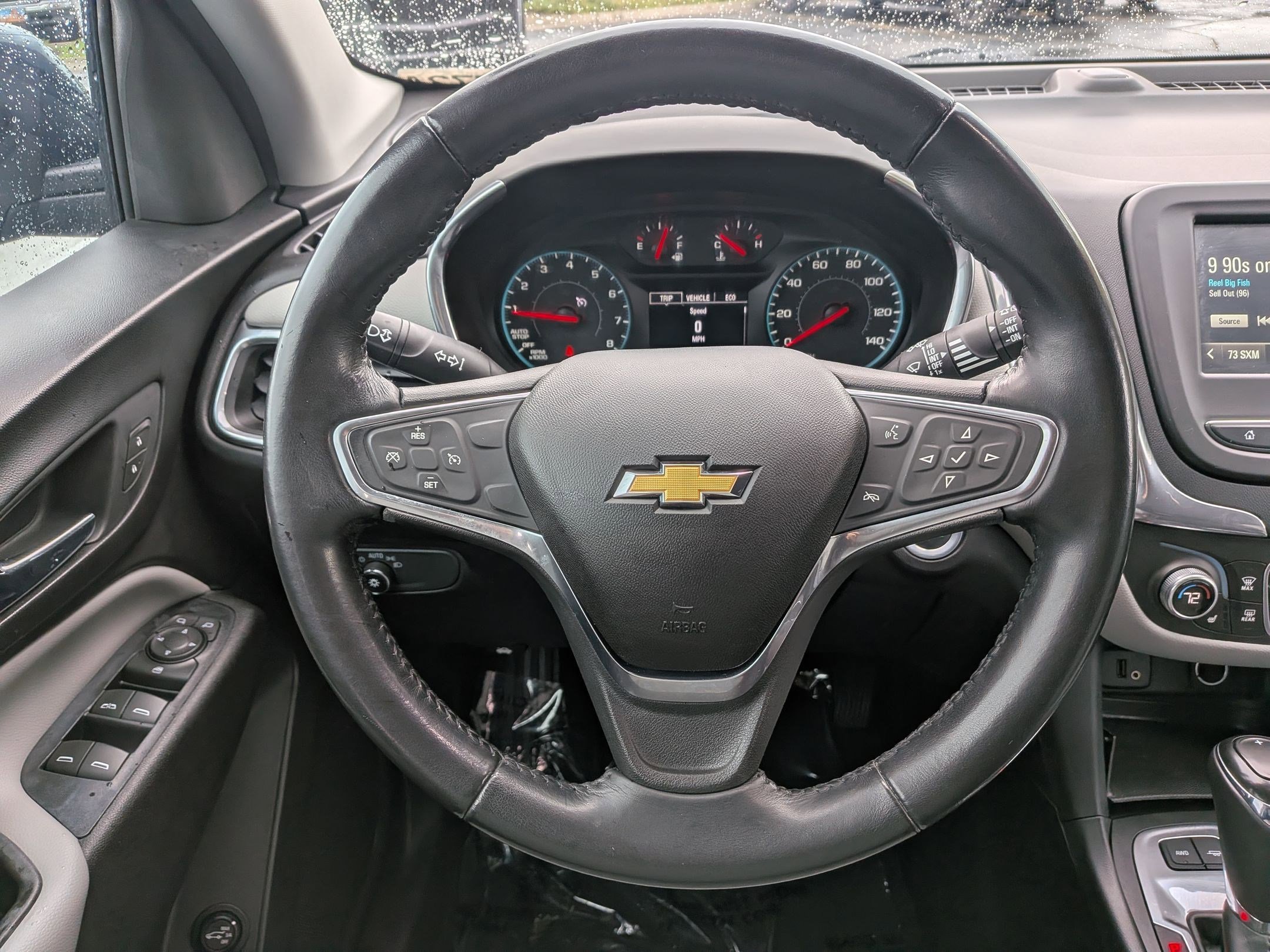 Used 2018 Chevrolet Equinox LT image 16