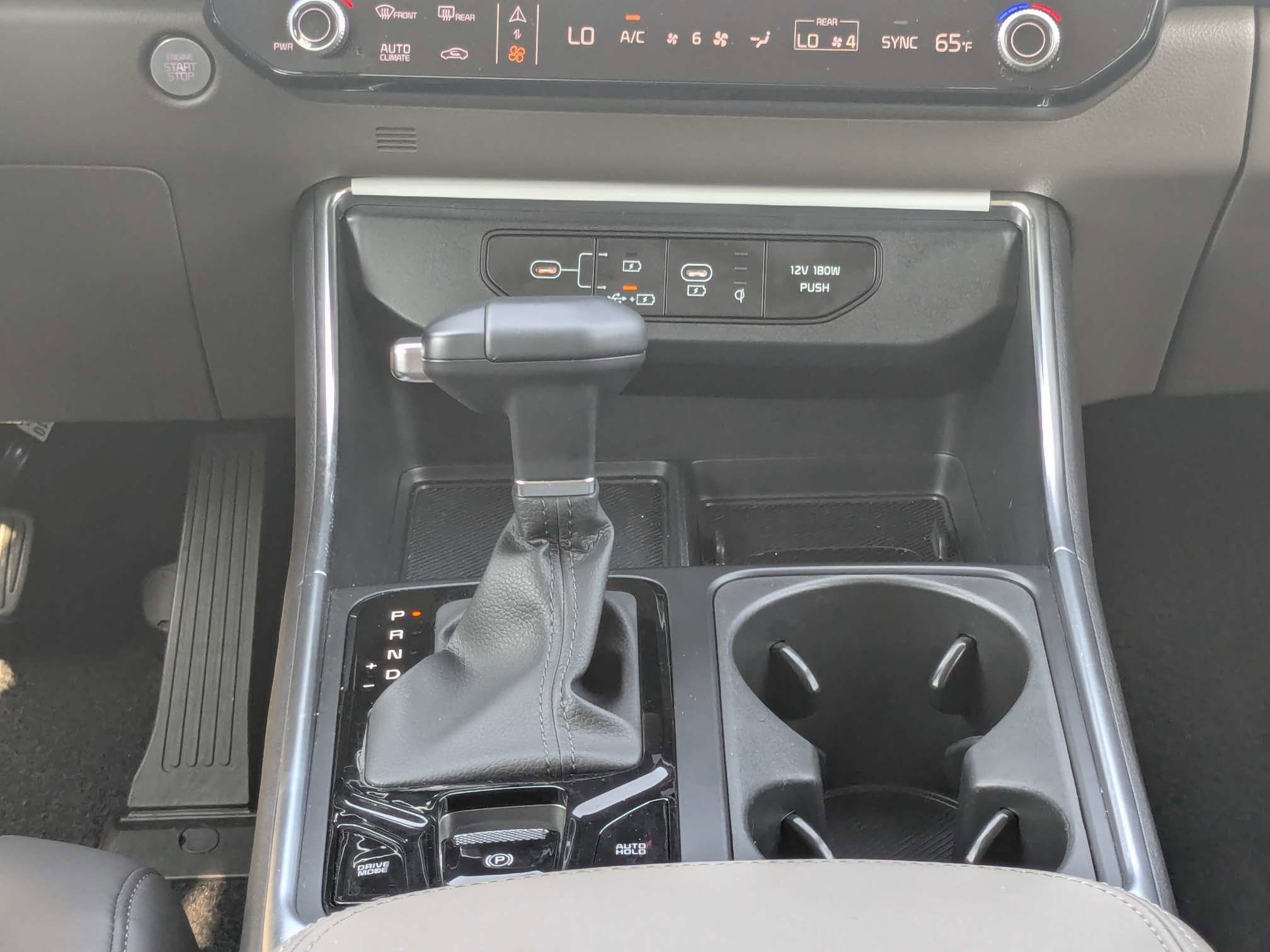 Certified 2026 Kia Carnival EX FWD image 27