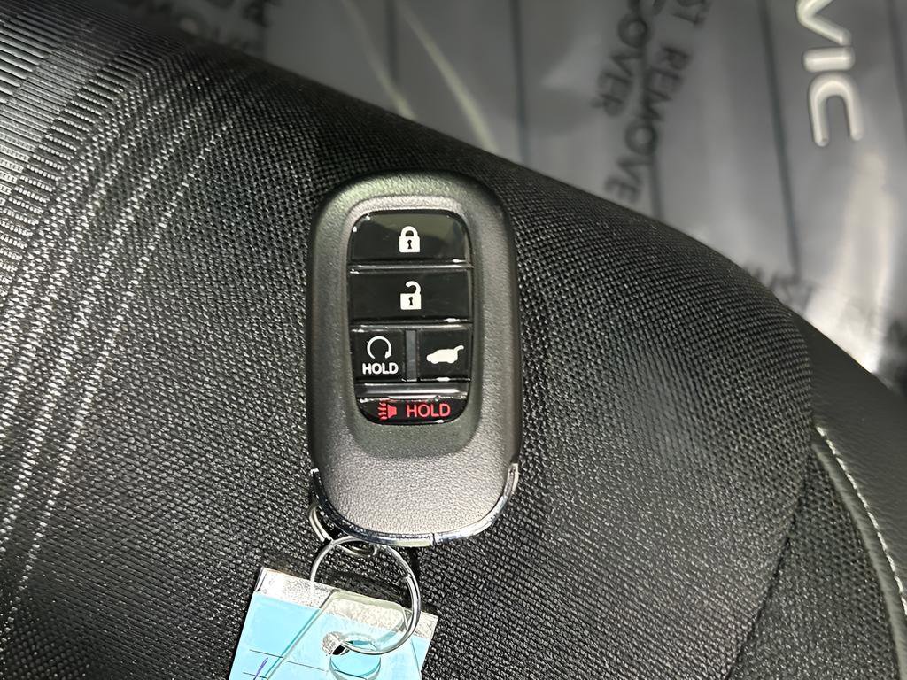 Certified 2025 Honda Civic Sport image 28