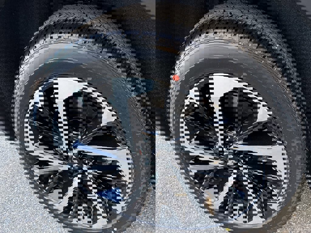 New 2025 Mitsubishi Outlander SEL image 12
