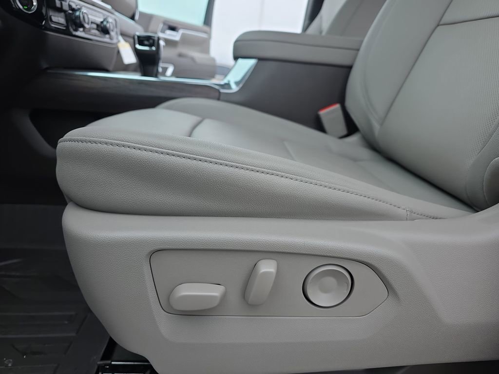 New 2026 GMC Sierra 1500 SLT w/ SLT Premium Package image 28
