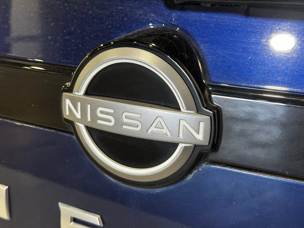 Used 2025 Nissan Pathfinder SV AWD/4WD image 34