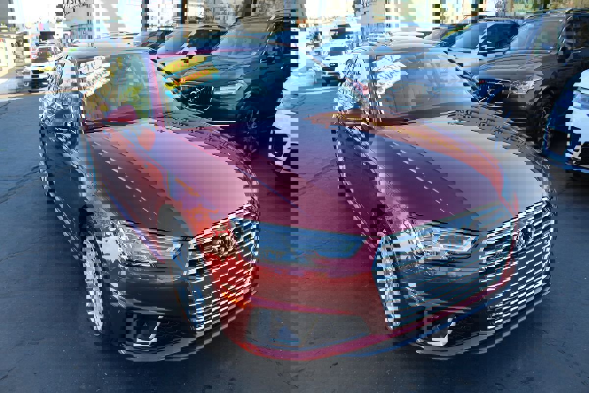 Used 2019 Audi A4 2.0T Premium Plus w/ Premium Plus Package image 8