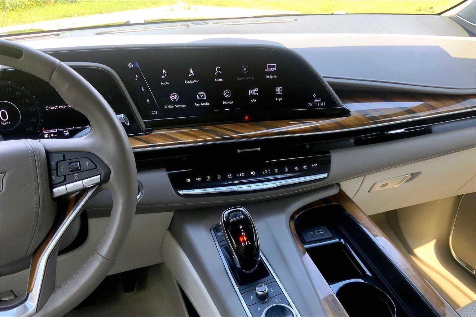 Certified 2024 Cadillac Escalade Sport Platinum w/ LPO, ONYX Package AWD/4WD image 6
