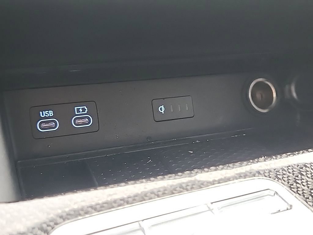 Certified 2025 Genesis GV80 3.5T e-SC image 22