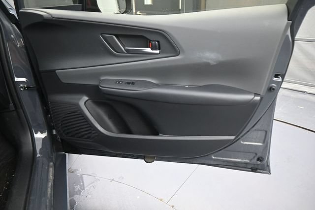 Used 2024 Toyota Prius XLE AWD/4WD image 13