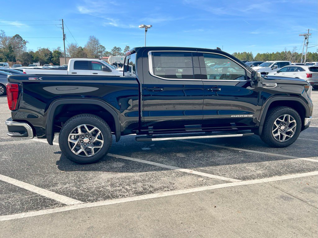 New 2026 GMC Sierra 1500 SLE AWD/4WD image 4