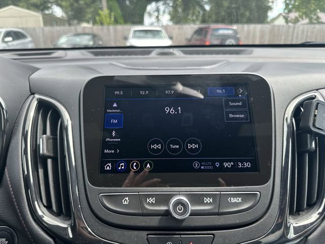 Used 2022 Chevrolet Equinox RS w/ RS Leather Package FWD image 10