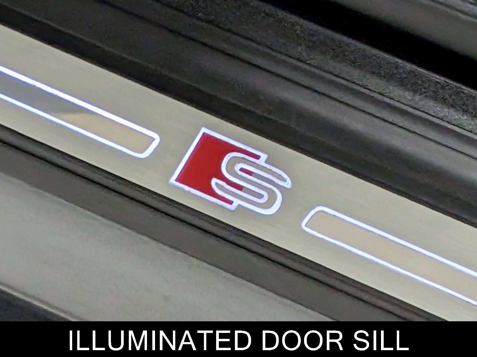 Used 2022 Audi SQ5 Premium w/ Convenience Package image 14