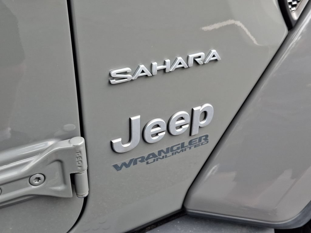 Used 2020 Jeep Wrangler Unlimited Sahara AWD/4WD image 24