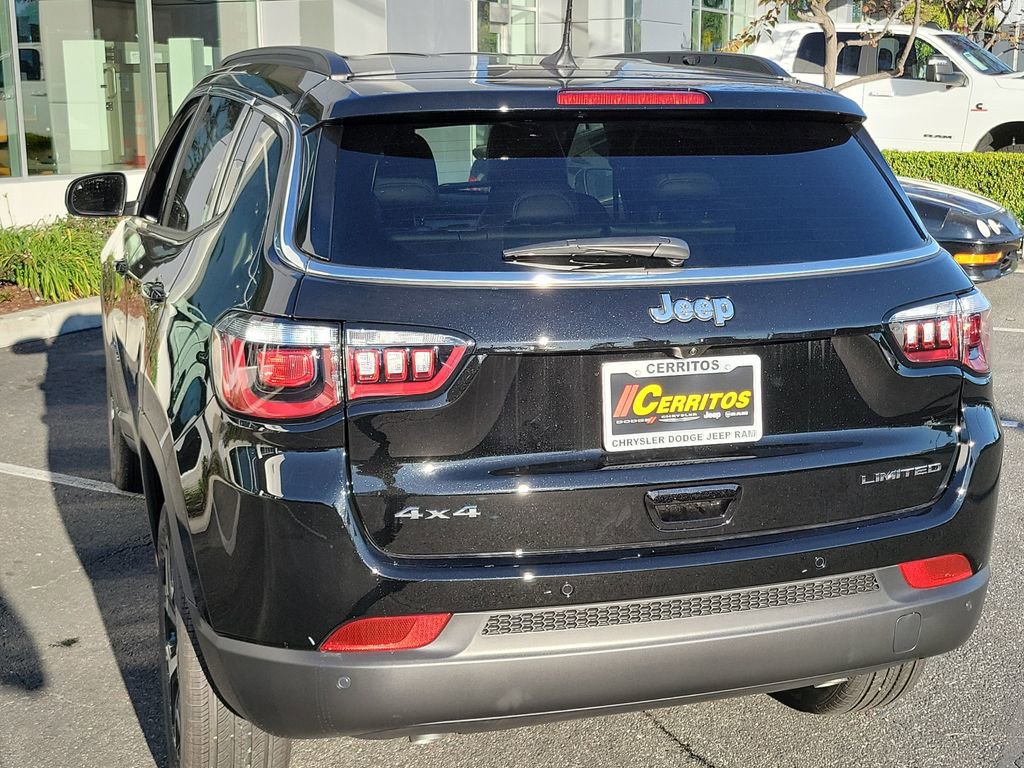 New 2026 Jeep Compass Limited image 20