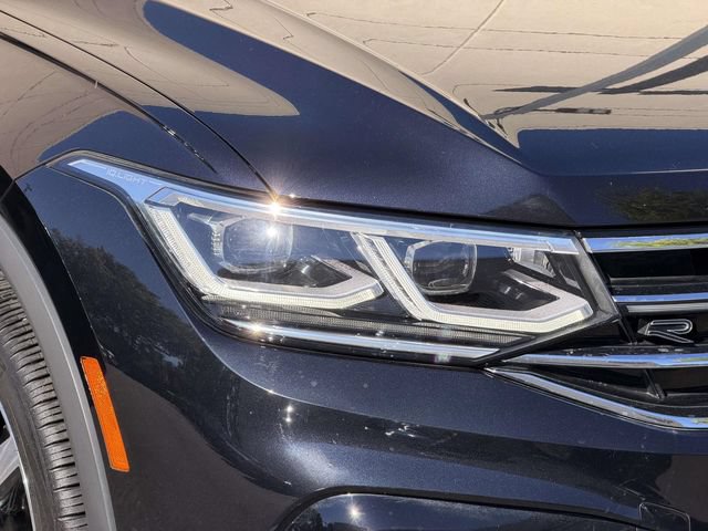 Certified 2023 Volkswagen Tiguan SEL R-Line AWD/4WD image 10