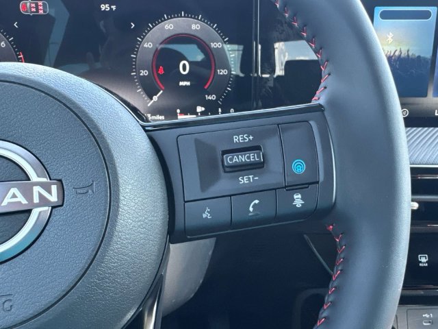 New 2027 Nissan Kicks SR FWD image 26