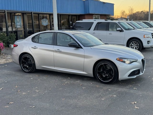 Used 2020 Alfa Romeo Giulia Ti w/ Nero Edizione image 8