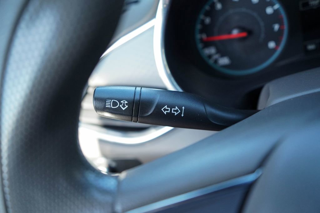 Used 2021 Chevrolet Malibu LT image 28