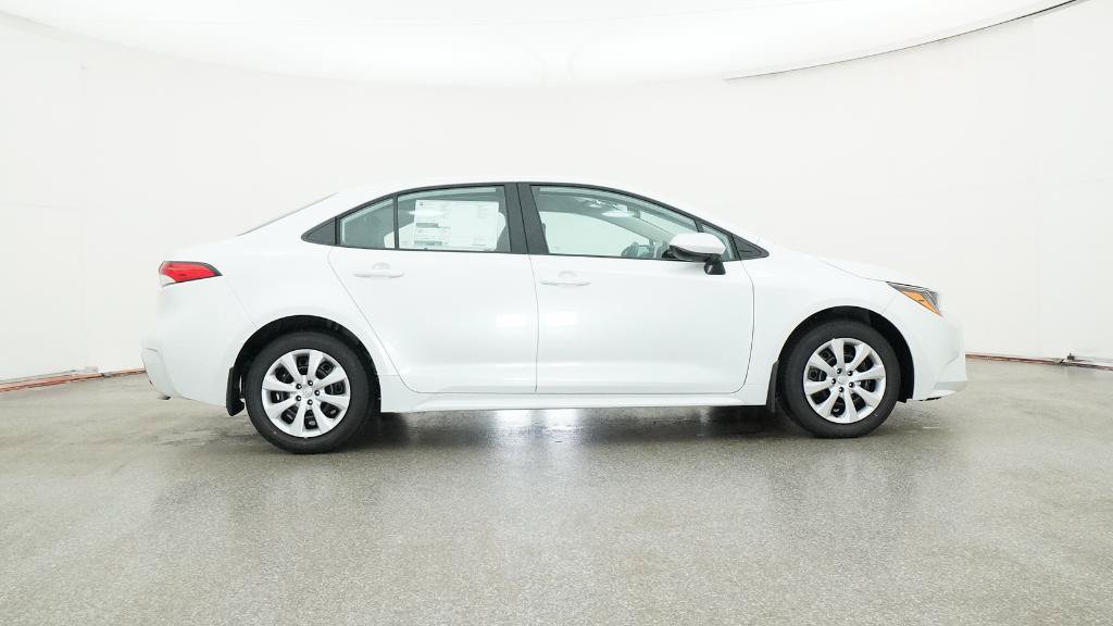 New 2026 Toyota Corolla LE FWD image 30