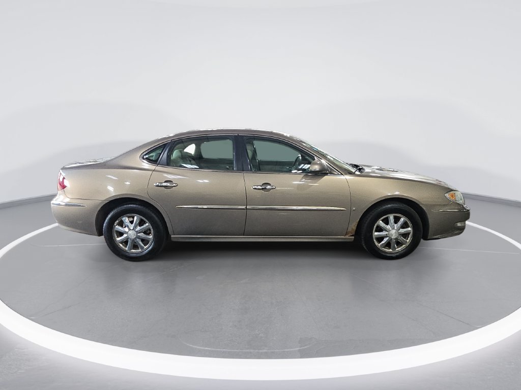 Used 2006 Buick LaCrosse CXL w/ Driver Confidence Package FWD image 2