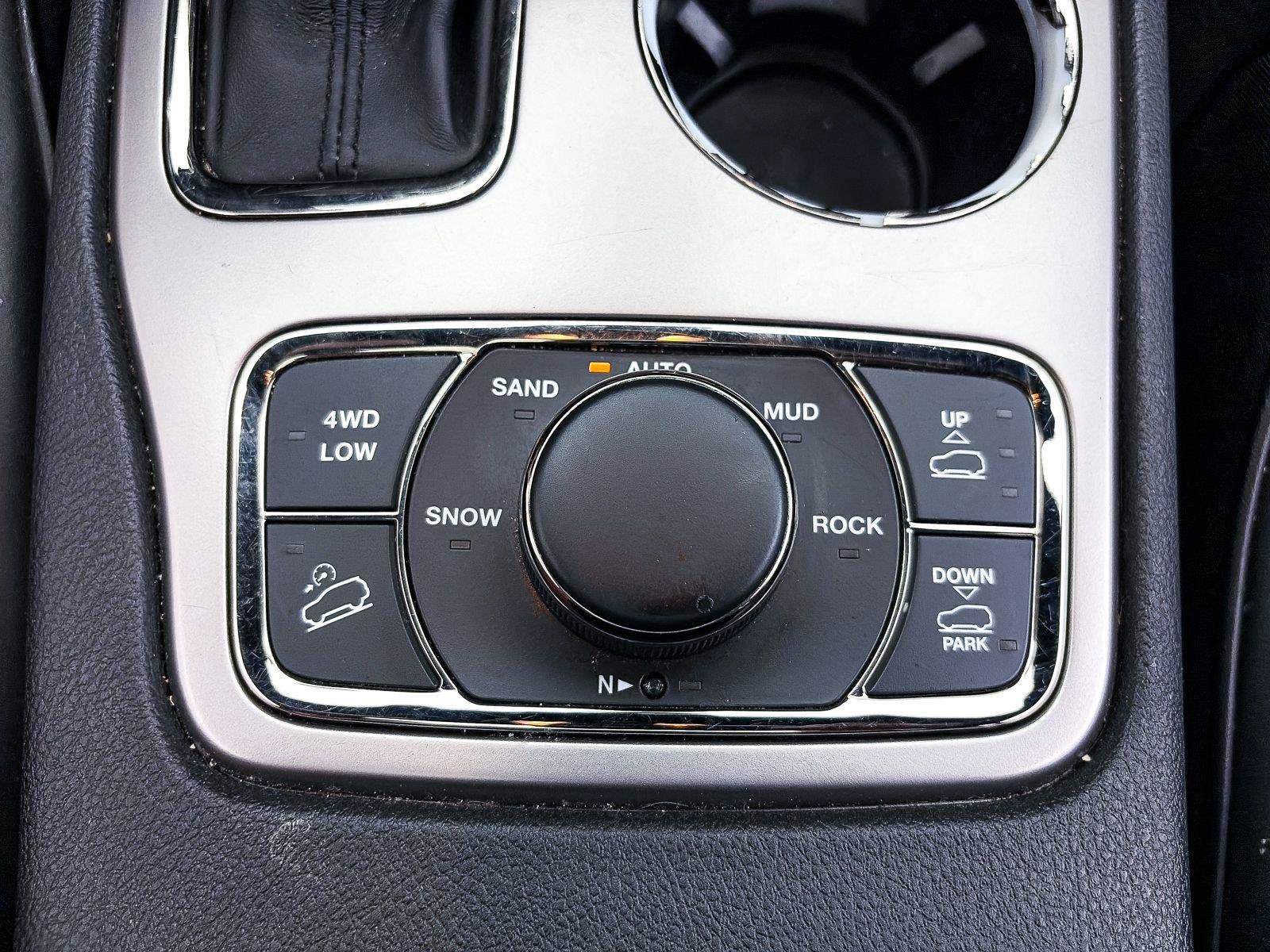 Used 2021 Jeep Grand Cherokee High Altitude AWD/4WD image 26