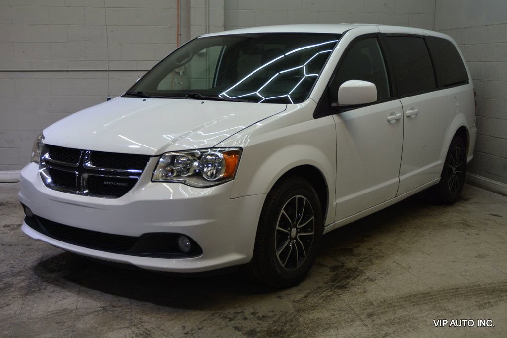 Used 2019 Dodge Grand Caravan GT image 2