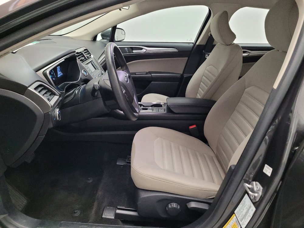 Used 2018 Ford Fusion S image 17