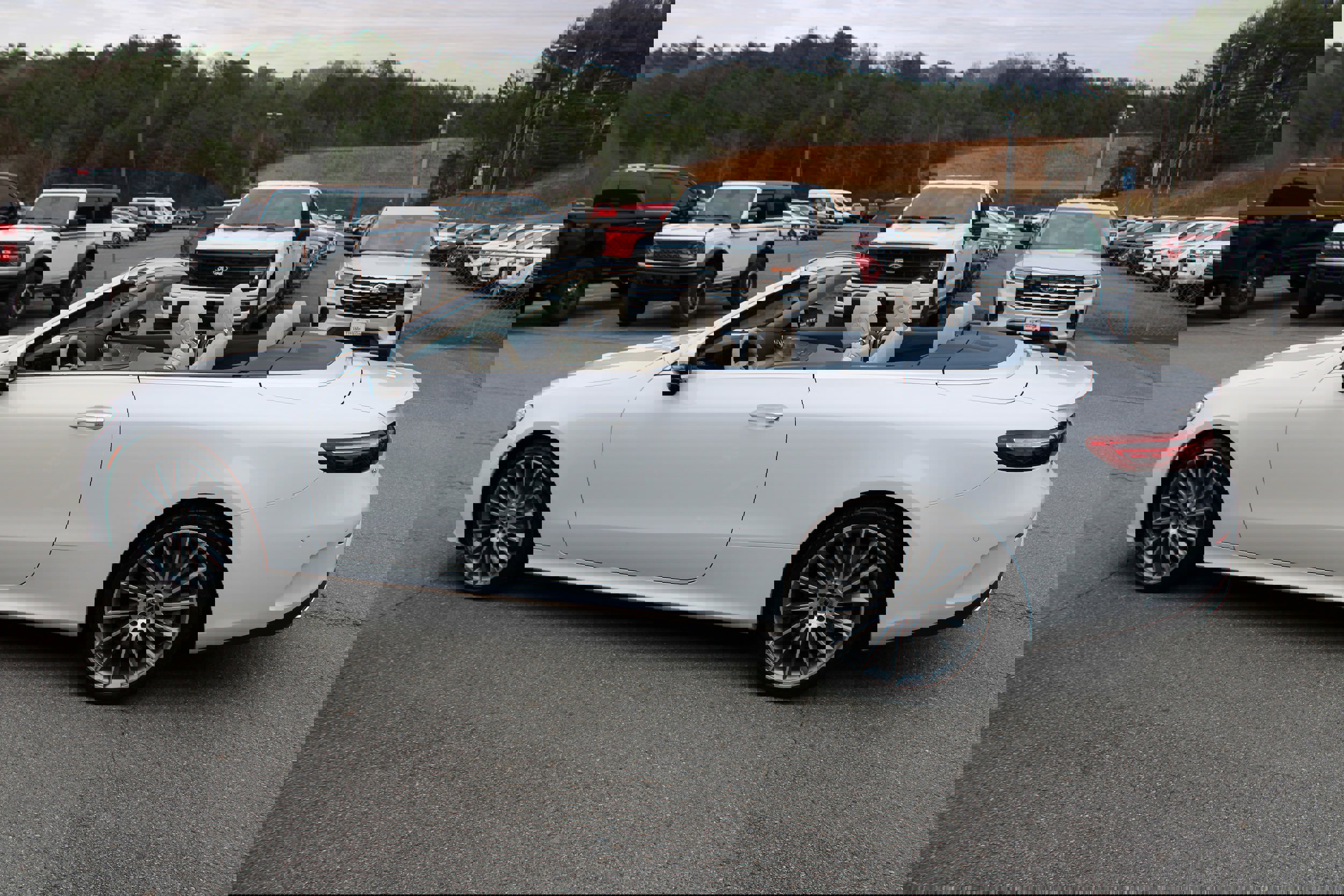 Used 2023 Mercedes-Benz E 450 Cabriolet image 12