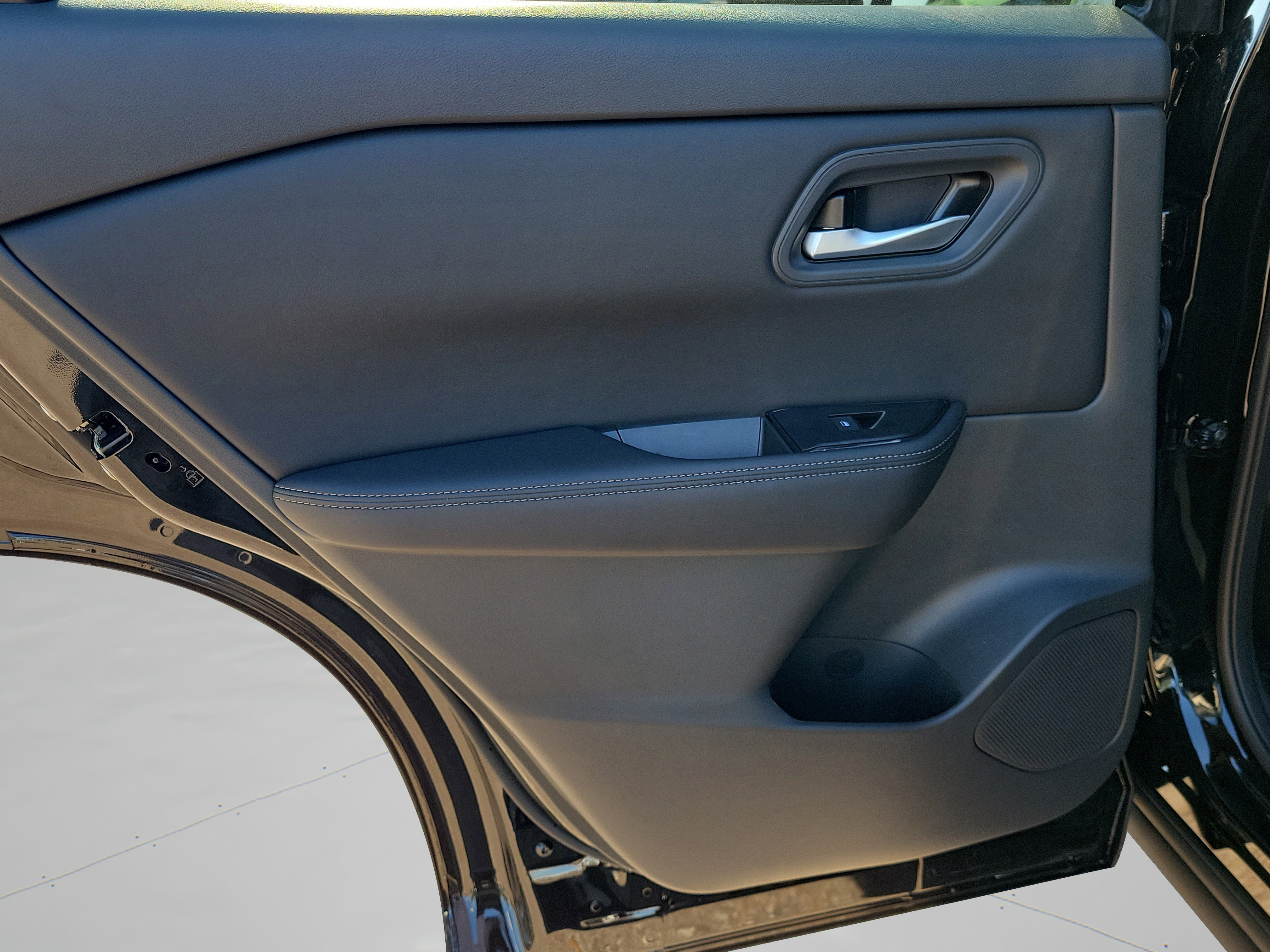 New 2026 Nissan Rogue SV w/ Cold Weather Package FWD image 11