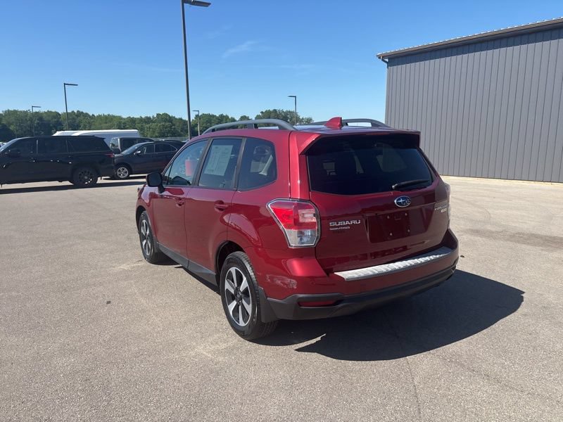 Used 2017 Subaru Forester 2.5i Premium w/ All-Weather Package AWD/4WD image 5