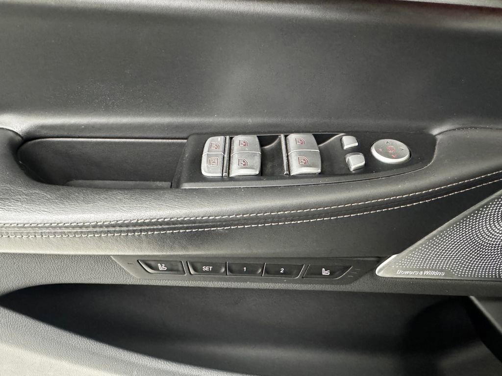 Used 2019 BMW 750i xDrive w/ Executive Package image 27