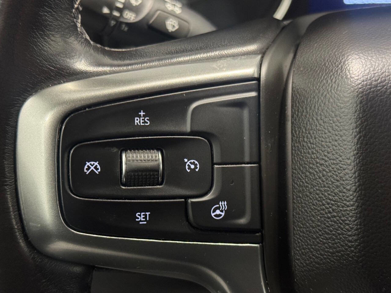 Used 2021 Chevrolet Silverado 1500 LT image 30