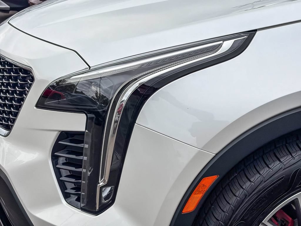 Used 2021 Cadillac XT4 Sport FWD image 2